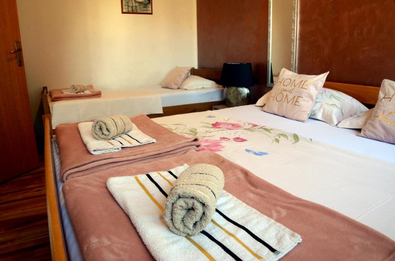 Apartman M&S Biograd Na Moru Bagian luar foto