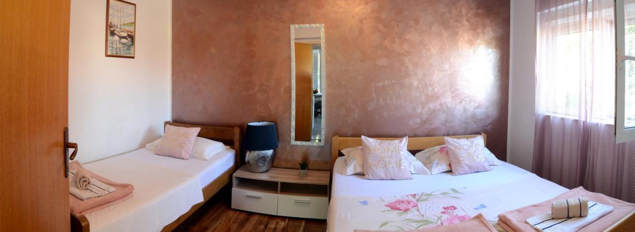 Apartman M&S Biograd Na Moru Bagian luar foto
