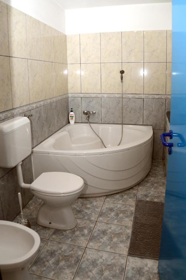 Apartman M&S Biograd Na Moru Bagian luar foto